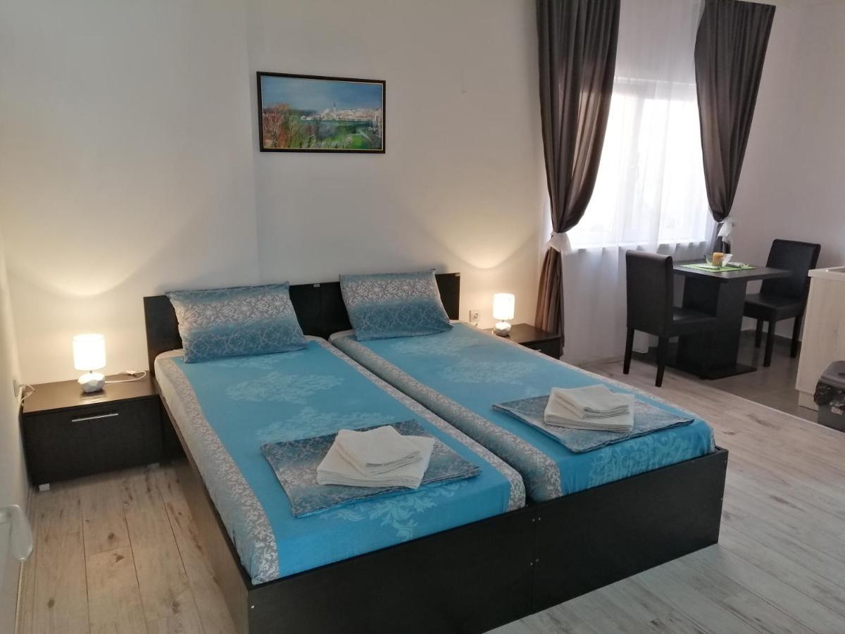 Mitic Apartmani 1 Ni Eksteriør bilde